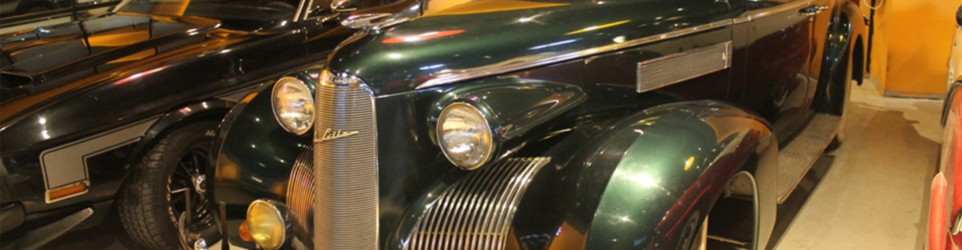 1939 CADILLAC LASELLE